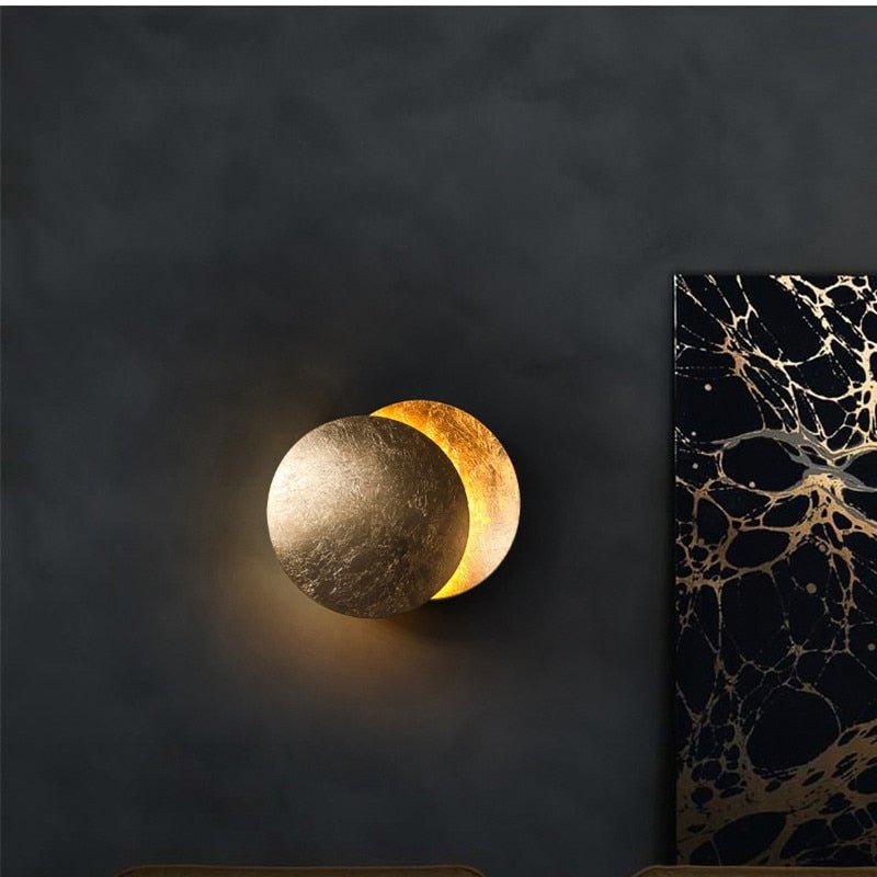 Eclipse | Wandleuchte mit Sonnenfinsternis-Motiv