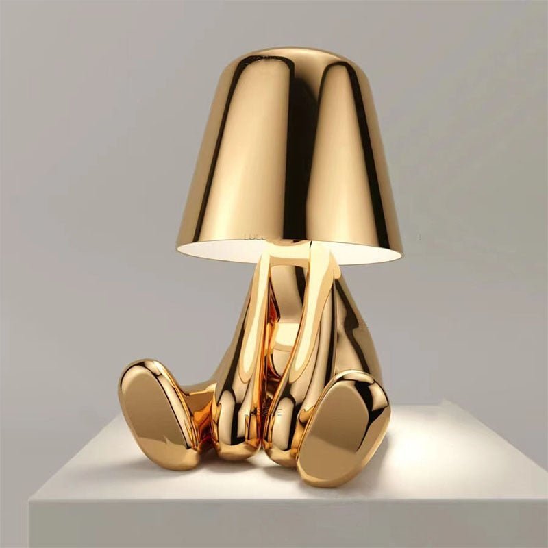 Mistero | Goldene skulpturale Tischlampe