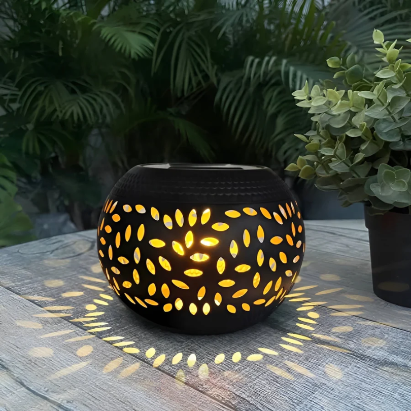 Lumopatter | Gepunktete Solar-Tischlampe