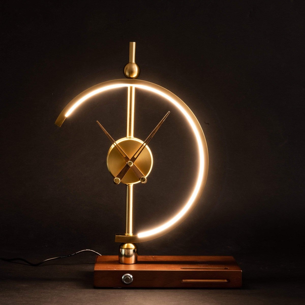AuraZeit™ | Luxus Lampenwecker mit Ladefunktion