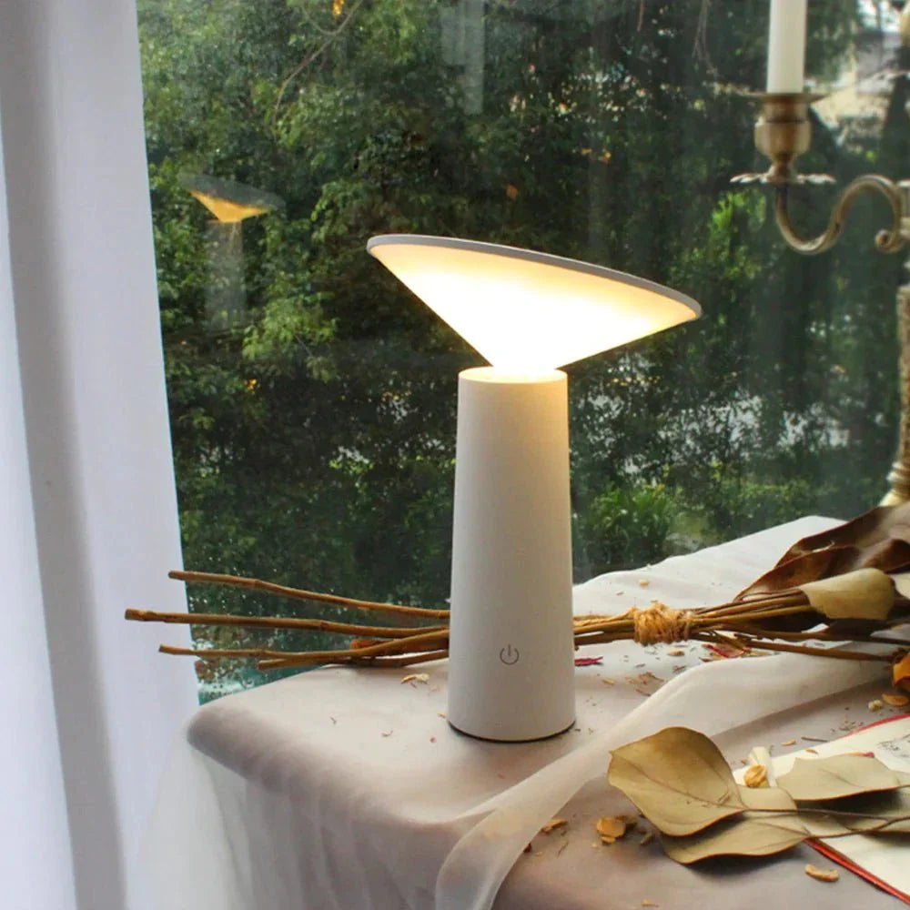 Aurora Tischlampe – dimmbar & modern